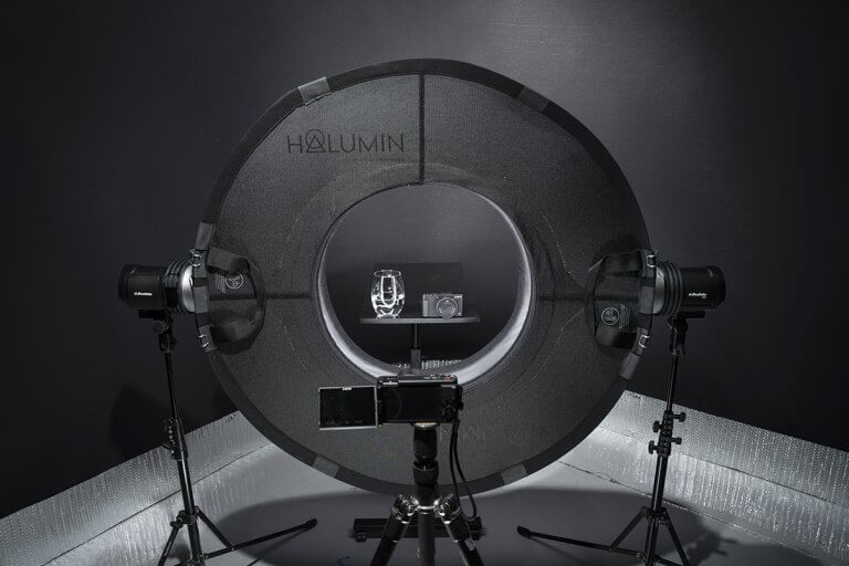 Upstage / Soft Lighting with Halumin