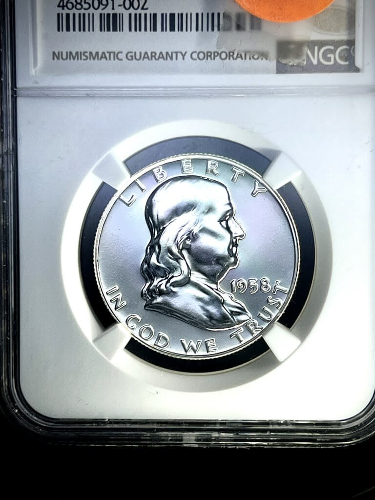 Shiny Slabbed Coin Photography Made Easy with Halumin™C