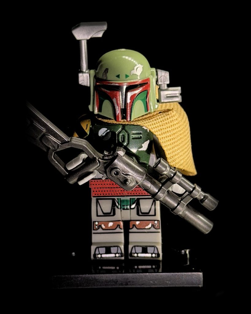 Boba Fett LEGO minifigure lit with half of the Halumin-C Open Cylindrical™ lighting